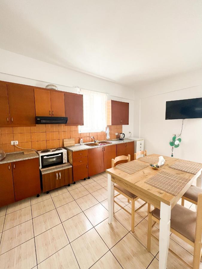 Garden Apt-6 Apartament